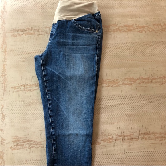 AG Skinny Ankle Maternity Jegging - Picture 4 of 5